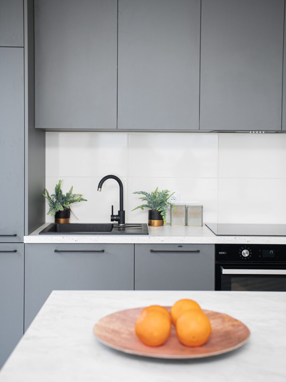Gray kitchen - Invest Package